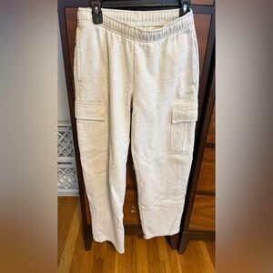 TNA Aritzia Cargo Pants Mega Fit Cozy Fleece Sweatpants. Heather Cloud
